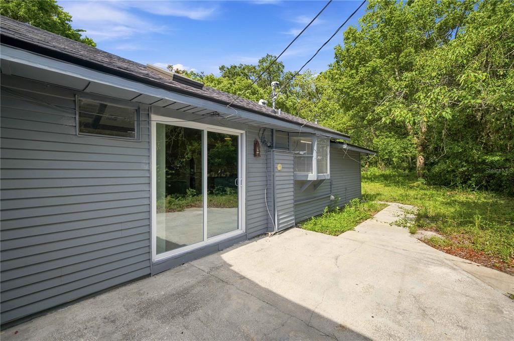 For Sale: $189,900 (3 beds, 2 baths, 1614 Square Feet)