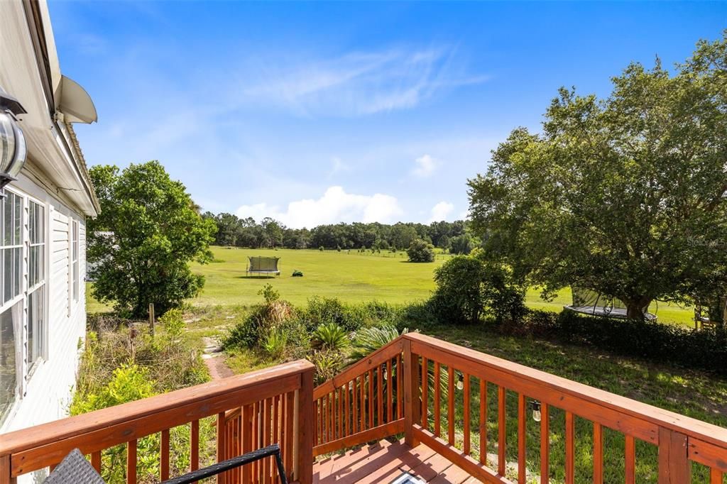 For Sale: $319,900 (4 beds, 2 baths, 1800 Square Feet)