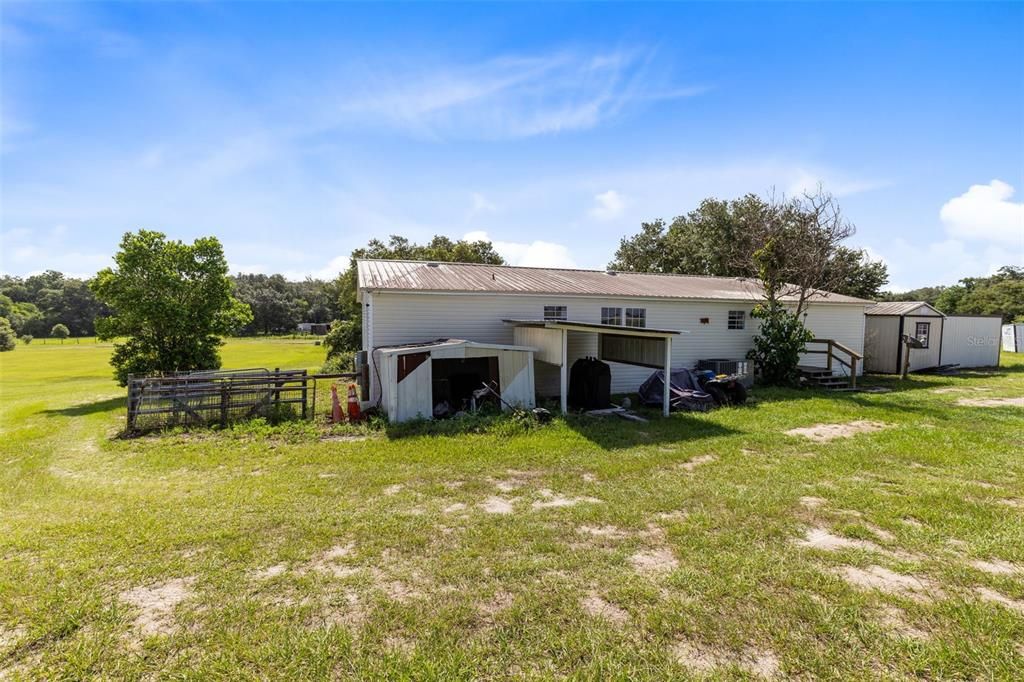 For Sale: $319,900 (4 beds, 2 baths, 1800 Square Feet)