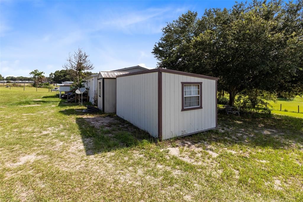 For Sale: $319,900 (4 beds, 2 baths, 1800 Square Feet)