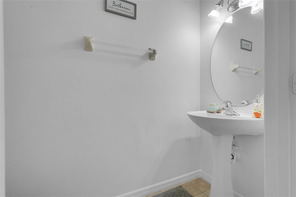 En Venta: $275,000 (2 camas, 2 baños, 1304 Pies cuadrados)
