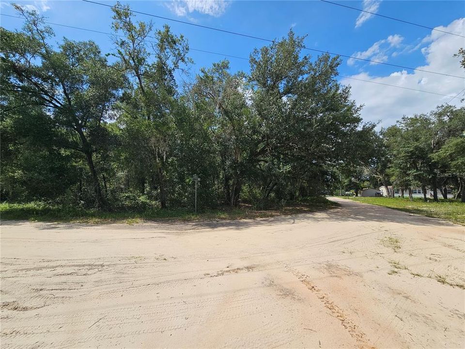 На продажу: $173,150 (5.18 acres)
