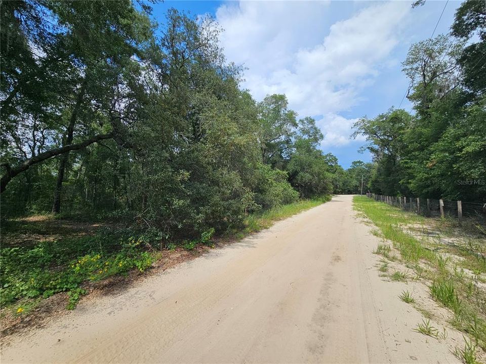 На продажу: $173,150 (5.18 acres)