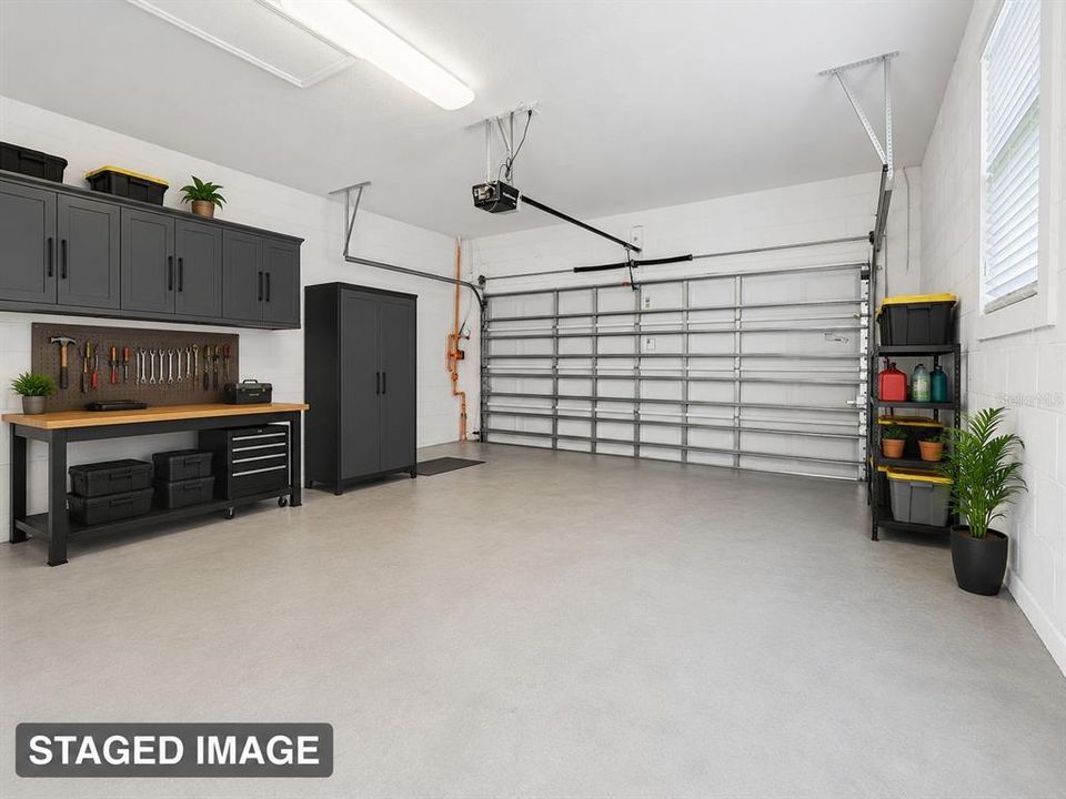 For Sale: $275,000 (3 beds, 2 baths, 1910 Square Feet)