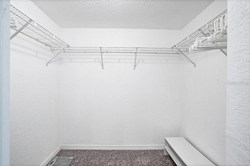 For Sale: $144,900 (2 beds, 2 baths, 1153 Square Feet)