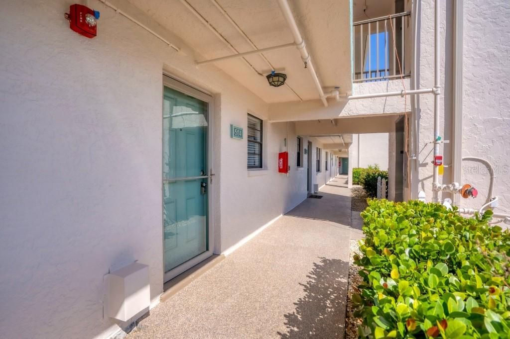 For Sale: $144,900 (2 beds, 2 baths, 1153 Square Feet)