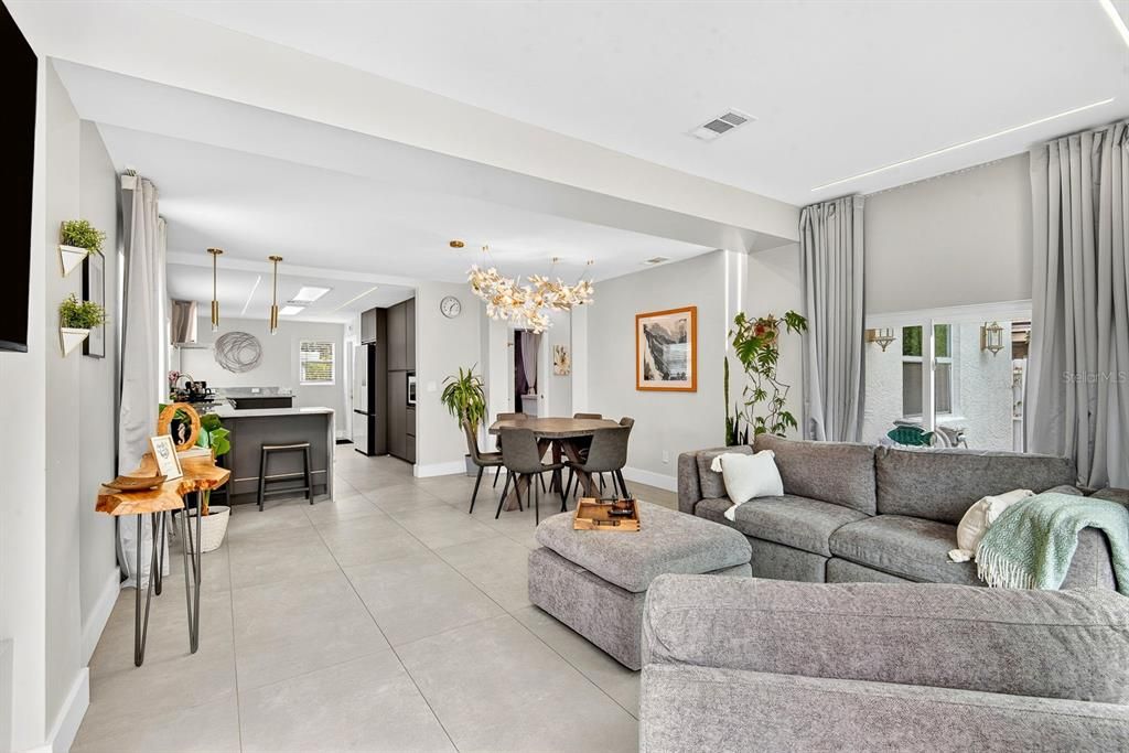 В аренду: $2,500 (2 спален, 1 ванн, 1015 Квадратных фут)