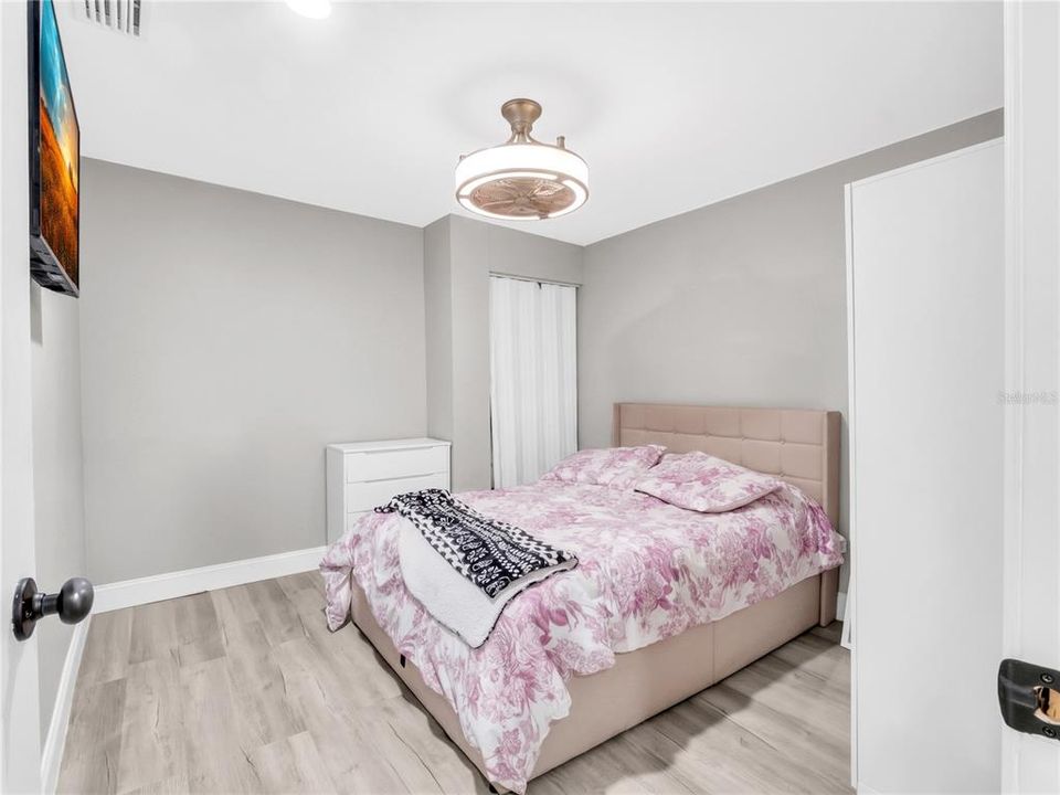 En Venta: $578,900 (3 camas, 2 baños, 1699 Pies cuadrados)