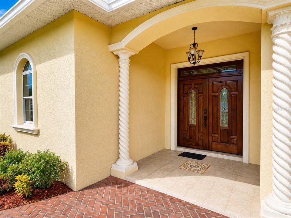 En Venta: $578,900 (3 camas, 2 baños, 1699 Pies cuadrados)