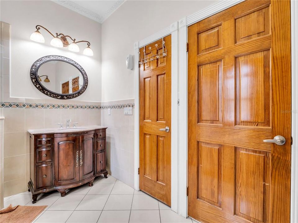En Venta: $578,900 (3 camas, 2 baños, 1699 Pies cuadrados)