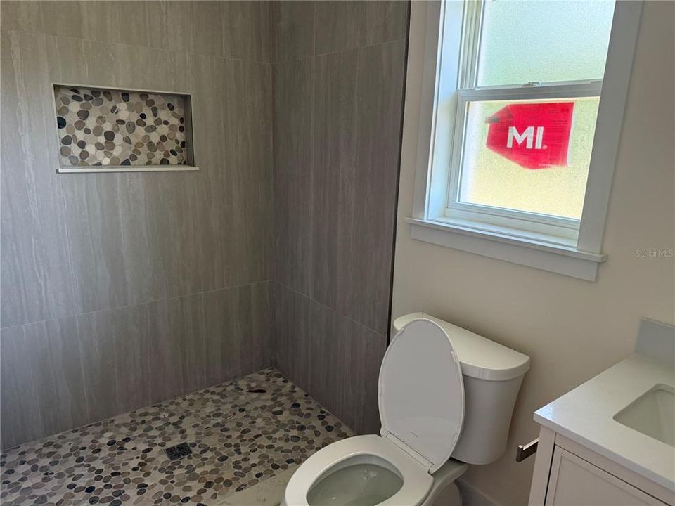 For Sale: $589,000 (6 beds, 0 baths, 2622 Square Feet)