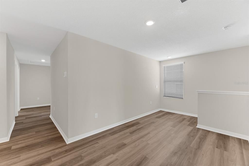 В аренду: $2,795 (5 спален, 3 ванн, 2522 Квадратных фут)