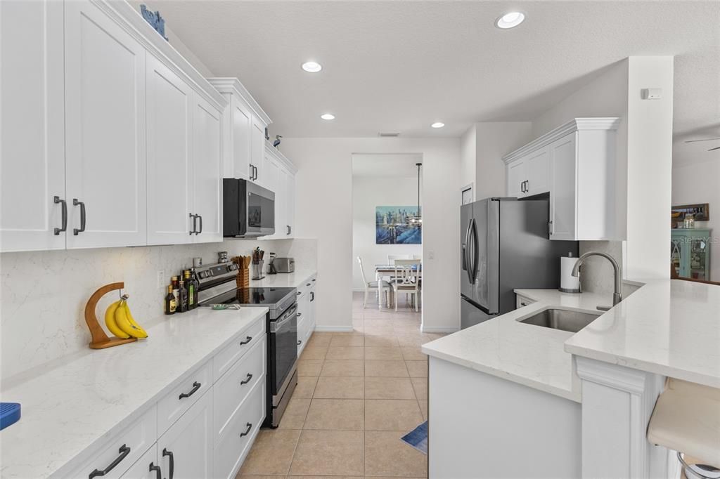 En Venta: $539,000 (3 camas, 2 baños, 2166 Pies cuadrados)