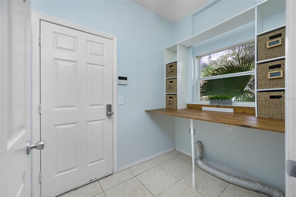 En Venta: $469,900 (3 camas, 2 baños, 1722 Pies cuadrados)