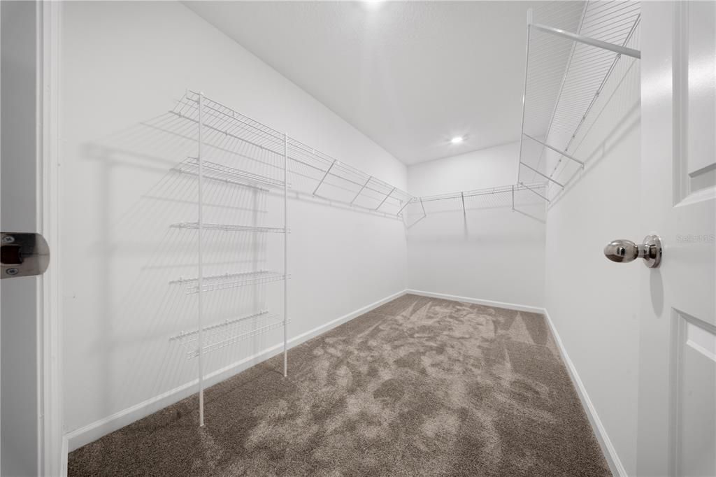 En Renta: $2,000 (4 camas, 2 baños, 1835 Pies cuadrados)