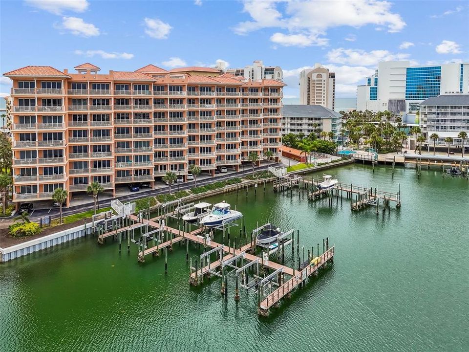 En Venta: $899,000 (3 camas, 2 baños, 1803 Pies cuadrados)