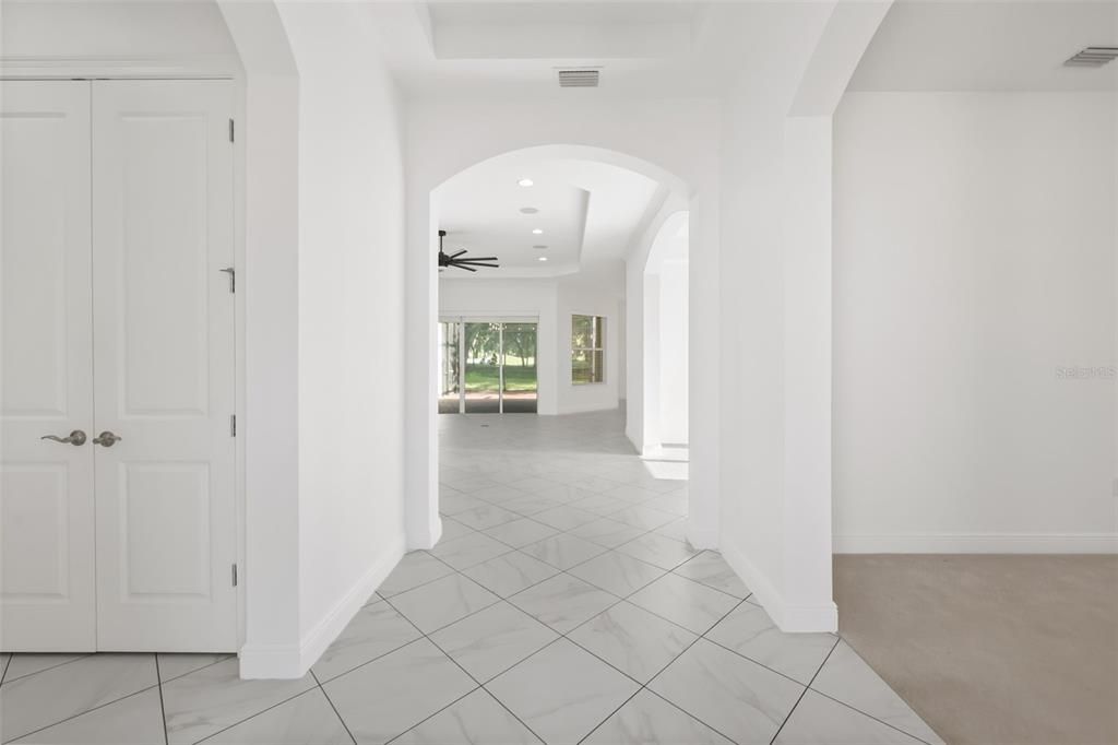 На продажу: $499,999 (3 спален, 3 ванн, 2691 Квадратных фут)