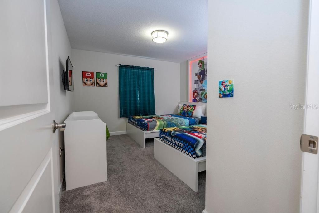 En Venta: $459,500 (4 camas, 3 baños, 1914 Pies cuadrados)