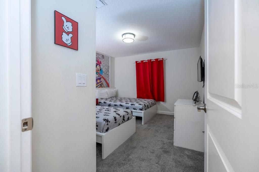 En Venta: $459,500 (4 camas, 3 baños, 1914 Pies cuadrados)