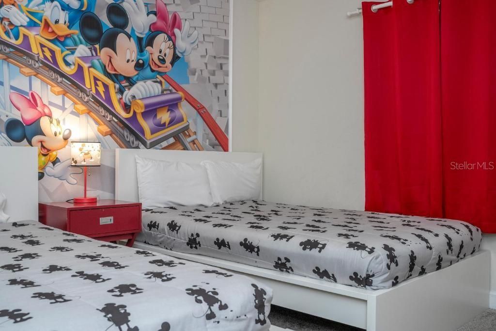 En Venta: $459,500 (4 camas, 3 baños, 1914 Pies cuadrados)