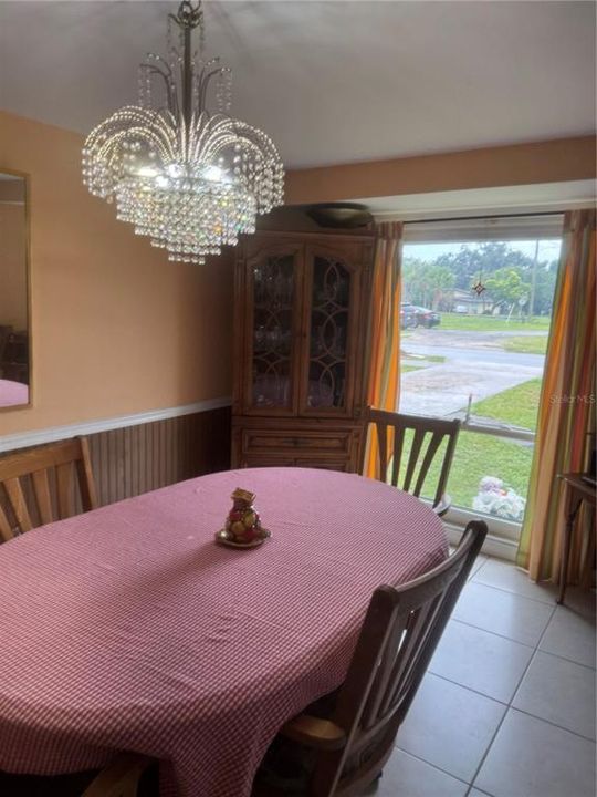 En Venta: $225,000 (3 camas, 2 baños, 1623 Pies cuadrados)