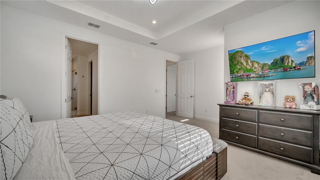 For Rent: $4,500 (3 beds, 2 baths, 2266 Square Feet)