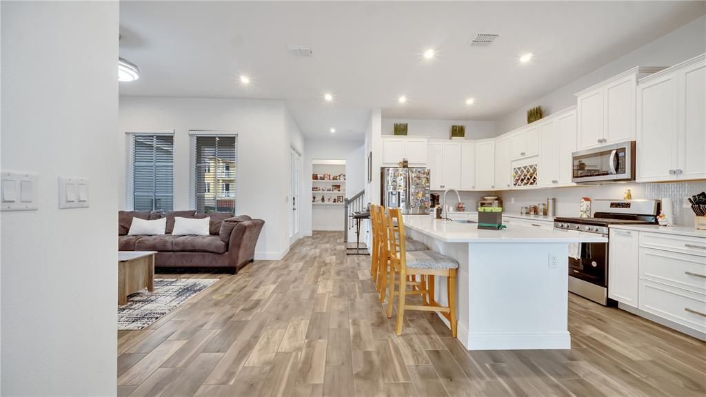 For Rent: $4,500 (3 beds, 2 baths, 2266 Square Feet)