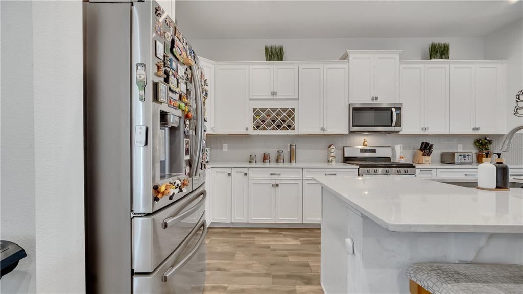 For Rent: $4,500 (3 beds, 2 baths, 2266 Square Feet)