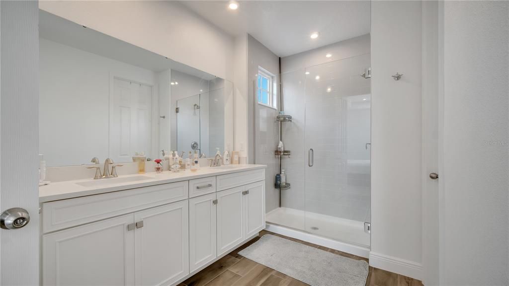 For Rent: $4,500 (3 beds, 2 baths, 2266 Square Feet)