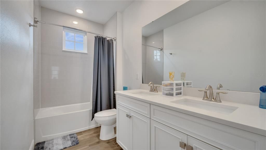 For Rent: $4,500 (3 beds, 2 baths, 2266 Square Feet)