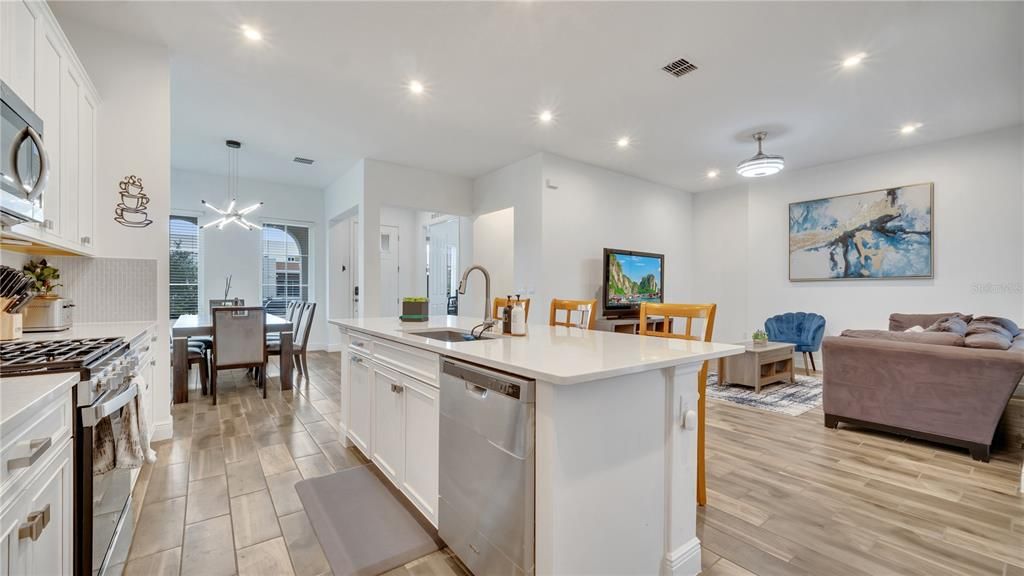 For Rent: $4,500 (3 beds, 2 baths, 2266 Square Feet)