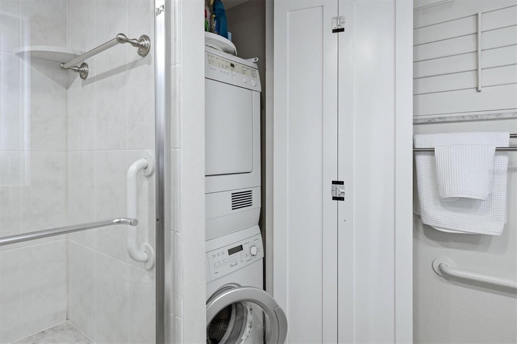 В аренду: $7,500 (2 спален, 2 ванн, 1314 Квадратных фут)