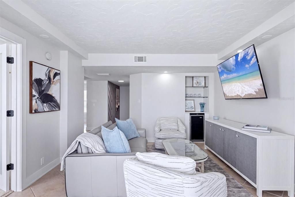 В аренду: $7,500 (2 спален, 2 ванн, 1314 Квадратных фут)