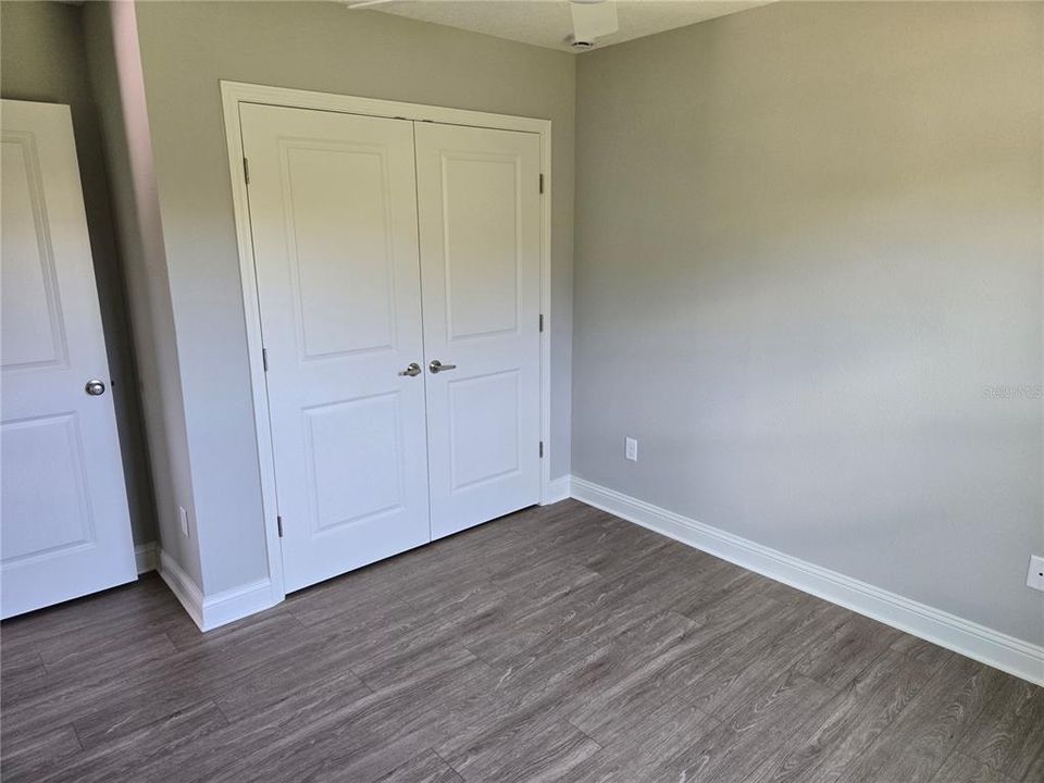 For Sale: $283,000 (4 beds, 2 baths, 1347 Square Feet)