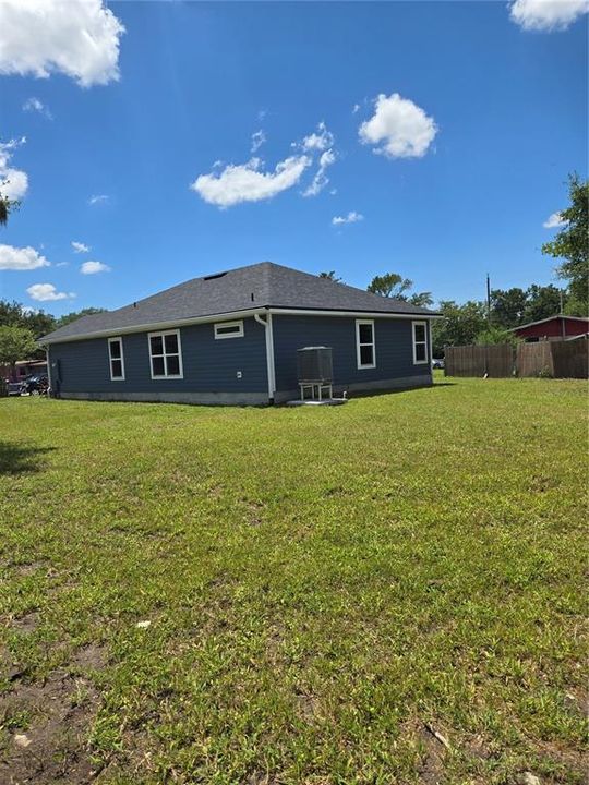 For Sale: $283,000 (4 beds, 2 baths, 1347 Square Feet)