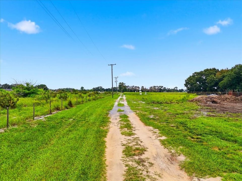 En Venta: $439,900 (3 camas, 2 baños, 1643 Pies cuadrados)
