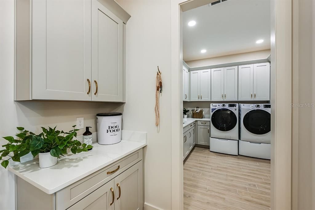 For Sale: $955,594 (3 beds, 3 baths, 2868 Square Feet)