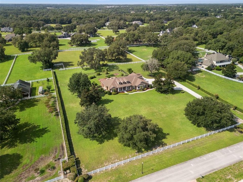 En Venta: $1,295,000 (5 camas, 4 baños, 3690 Pies cuadrados)