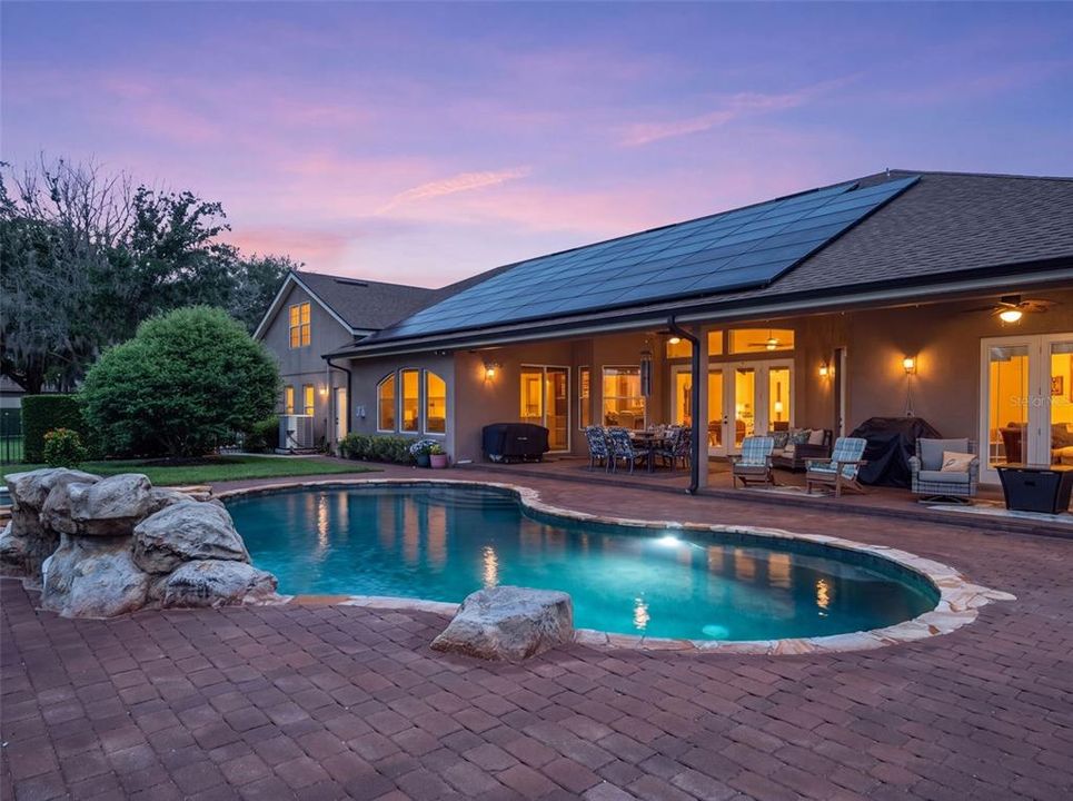 En Venta: $1,295,000 (5 camas, 4 baños, 3690 Pies cuadrados)