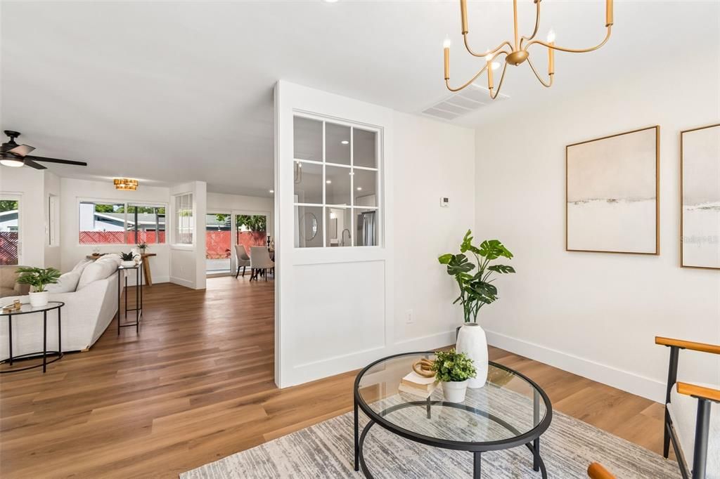 En Venta: $725,000 (3 camas, 2 baños, 1924 Pies cuadrados)