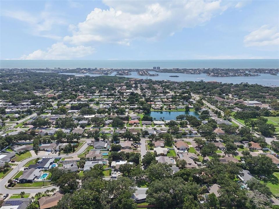 En Venta: $725,000 (3 camas, 2 baños, 1924 Pies cuadrados)