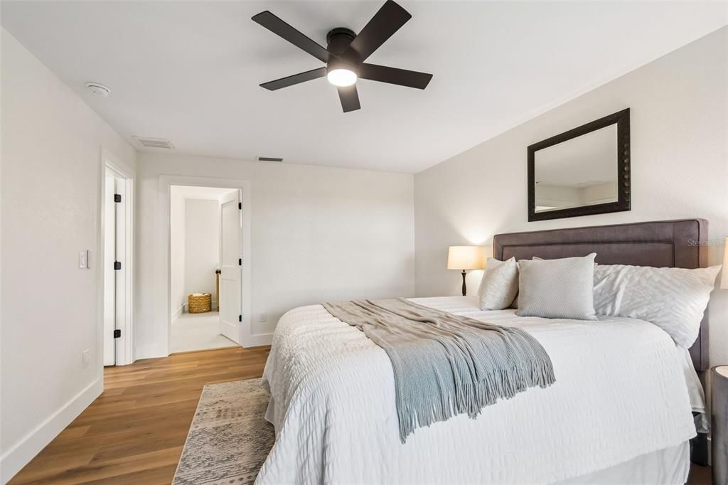 En Venta: $725,000 (3 camas, 2 baños, 1924 Pies cuadrados)