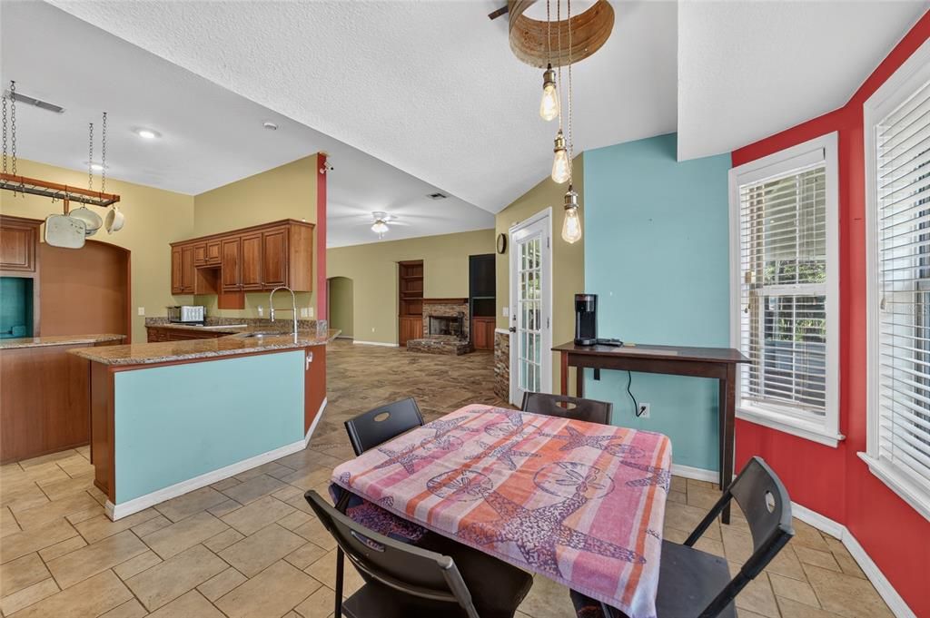 For Sale: $1,400,000 (3 beds, 2 baths, 2392 Square Feet)