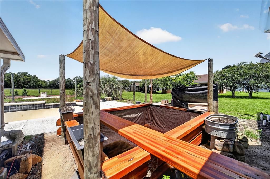 For Sale: $1,400,000 (3 beds, 2 baths, 2392 Square Feet)