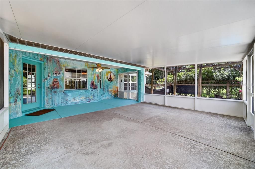 For Sale: $1,400,000 (3 beds, 2 baths, 2392 Square Feet)