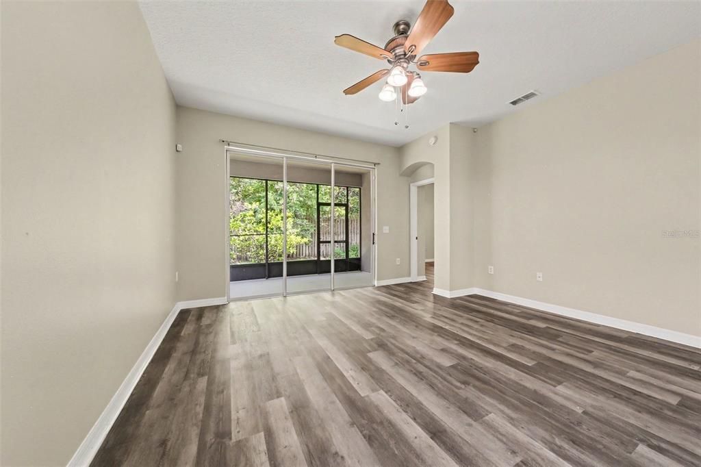 For Sale: $415,000 (3 beds, 2 baths, 1942 Square Feet)