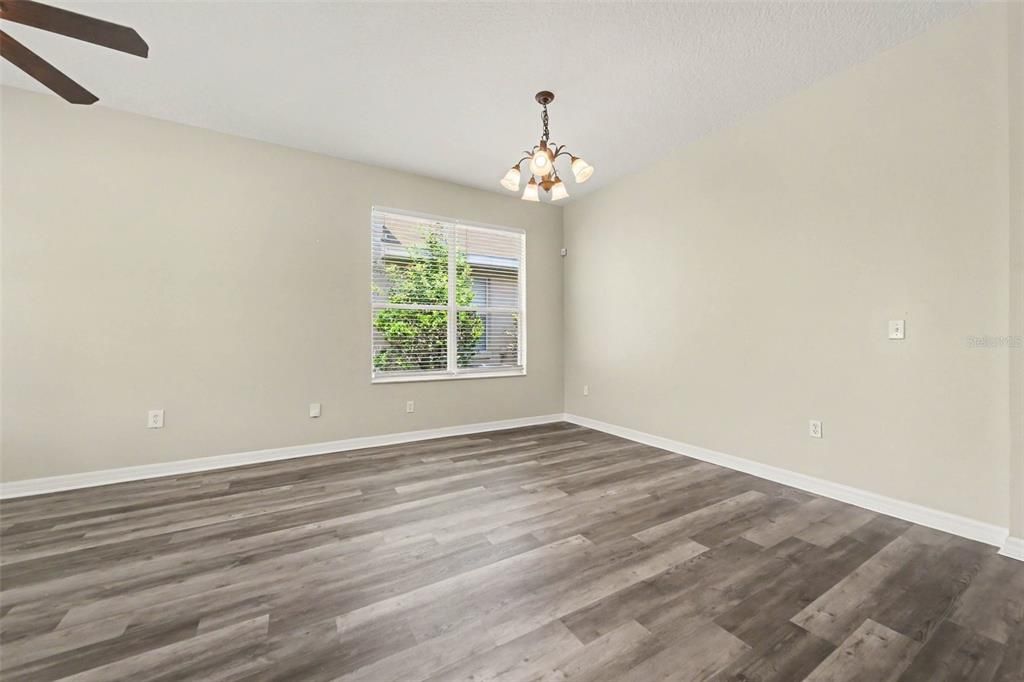 For Sale: $415,000 (3 beds, 2 baths, 1942 Square Feet)