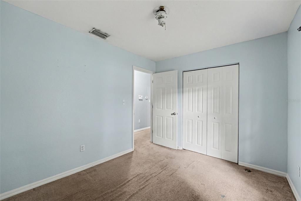 Active With Contract: $210,000 (3 beds, 1 baths, 1192 Square Feet)