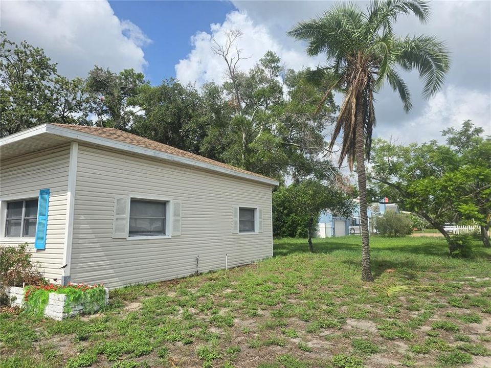 На продажу: $409,000 (2 спален, 2 ванн, 1253 Квадратных фут)