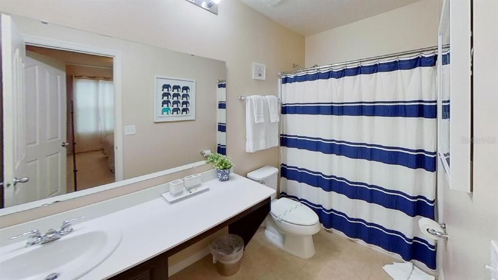 В аренду: $2,550 (4 спален, 3 ванн, 1637 Квадратных фут)